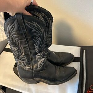 Laredo Black Western Boots with Silver Stitching